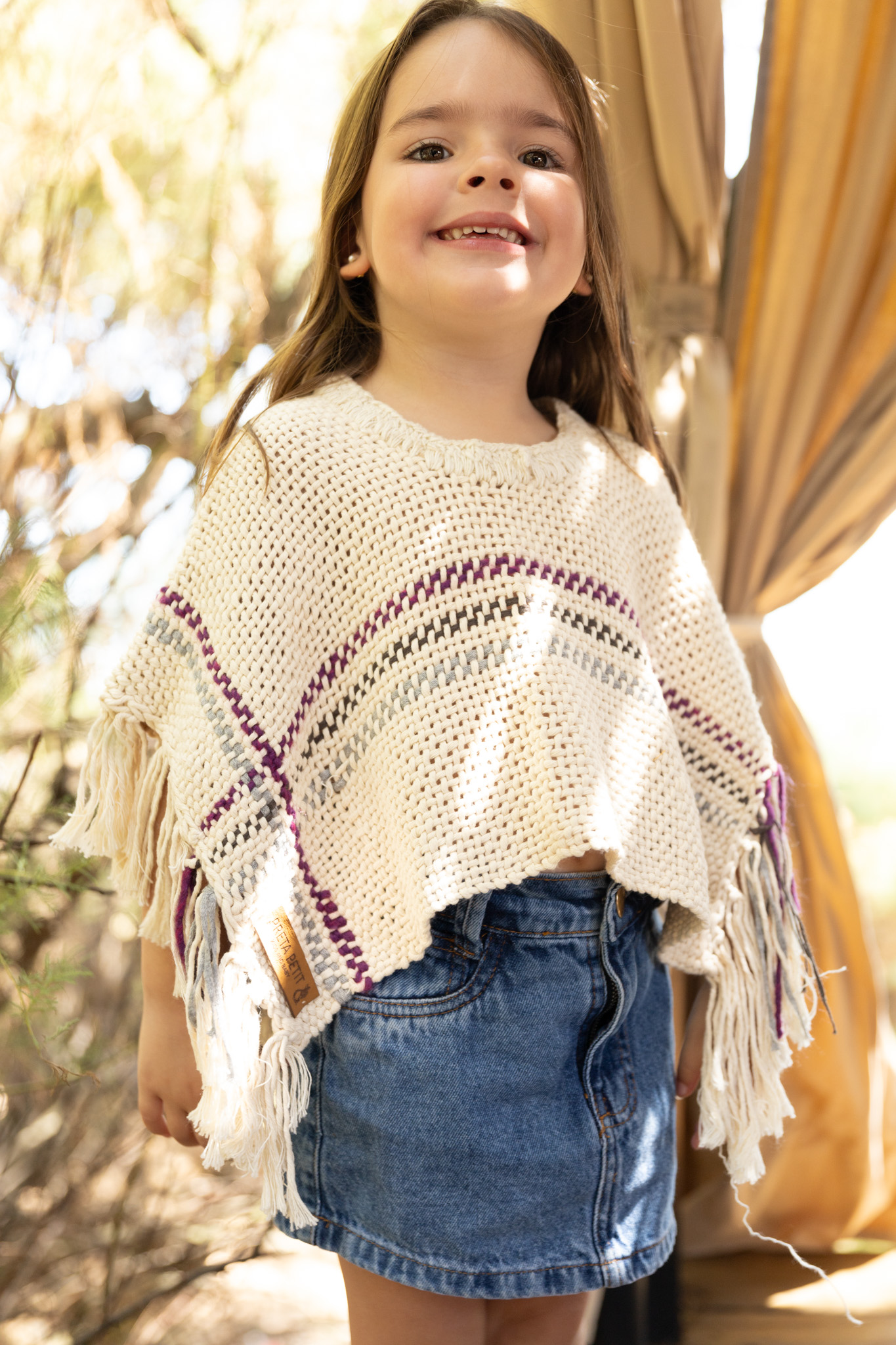 Poncho Lola - Image 3